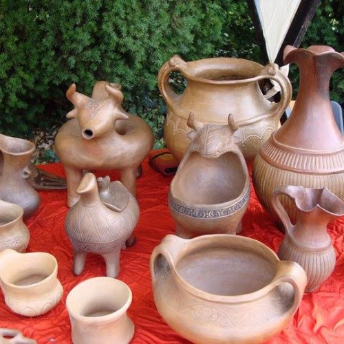 Szezonnyitó régiség és kézműves piac